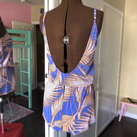 Romper - Picture 3 of 4